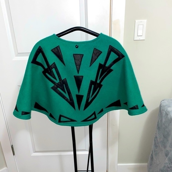 1950’s Thick Sleeveless Wool & Satin Silk Capelet Shawl Art Deco Motif Vintage - Picture 2 of 4